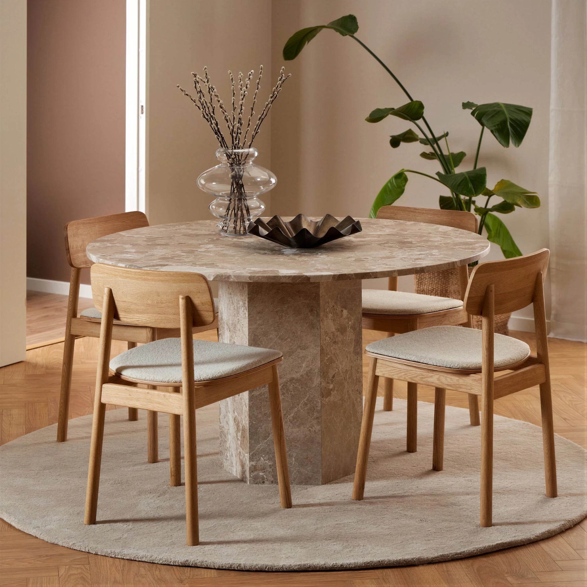 Luxey Dining Table - T'A PROMIS LIMITED
