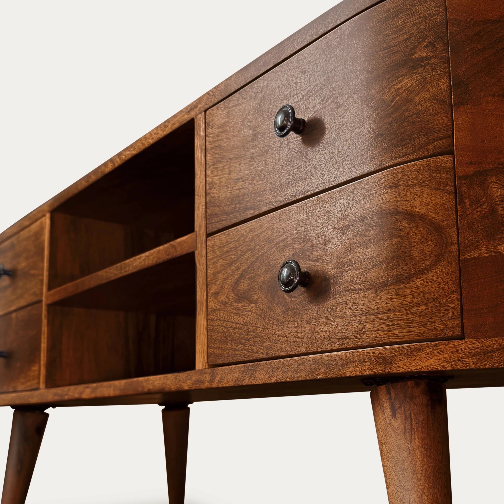 Palmela TV Stand - T'A PROMIS LIMITED