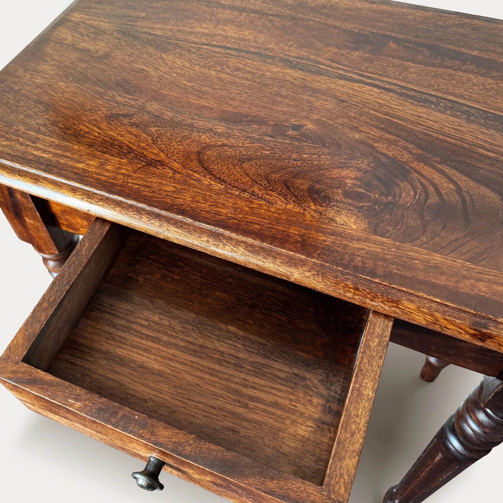 Siena Dressing Table - T'A PROMIS LIMITED
