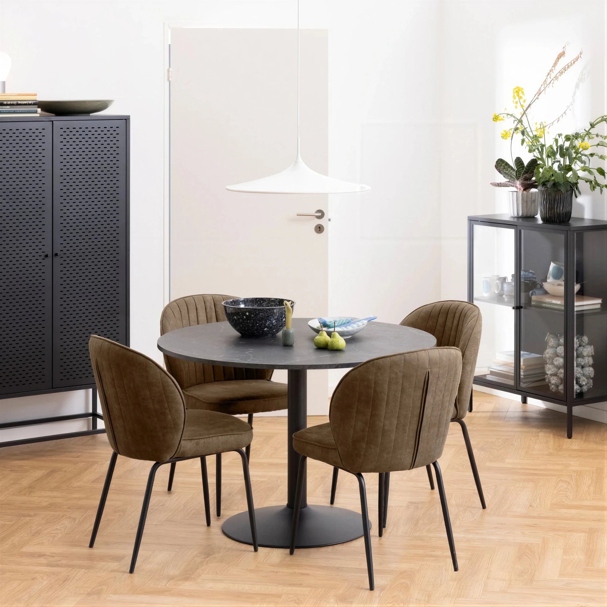Tomas Dining Table - T'A PROMIS LIMITED