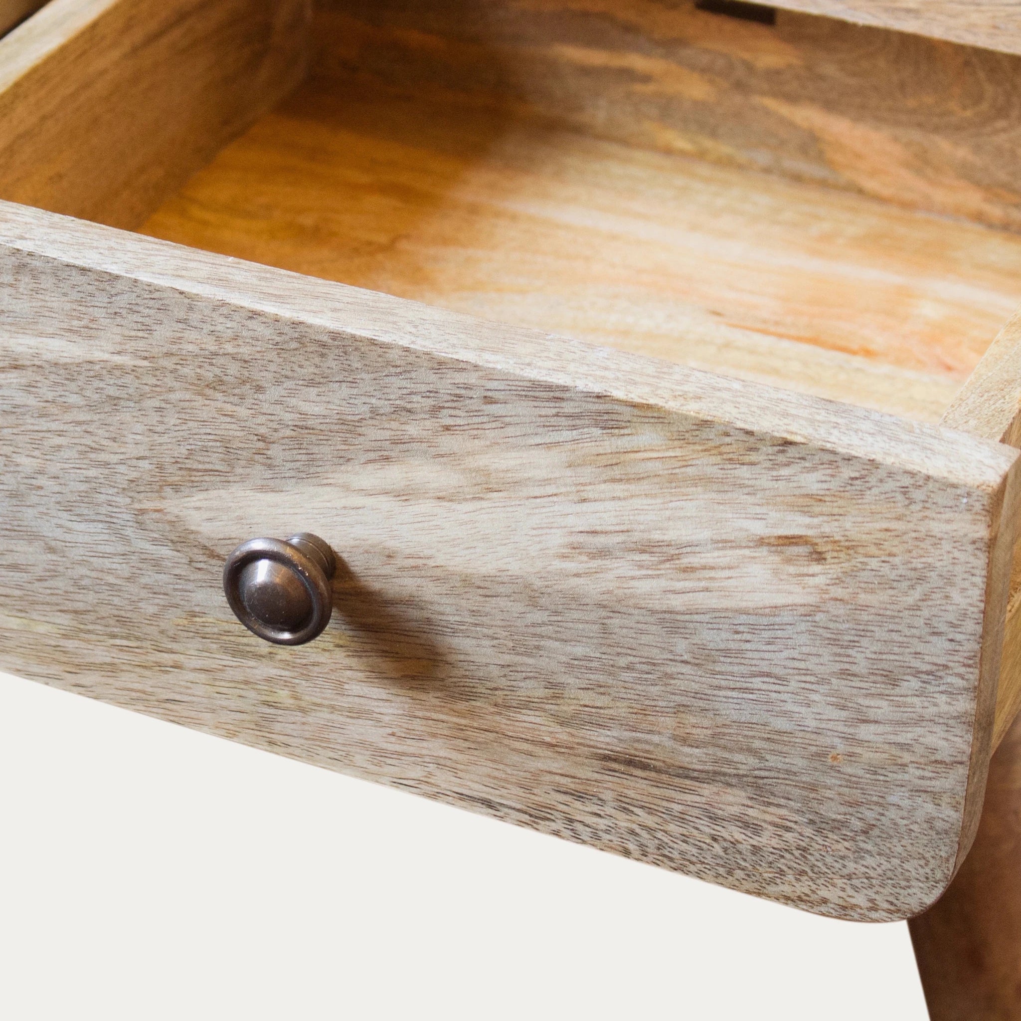 Vernio TV Stand - T'A PROMIS LIMITED
