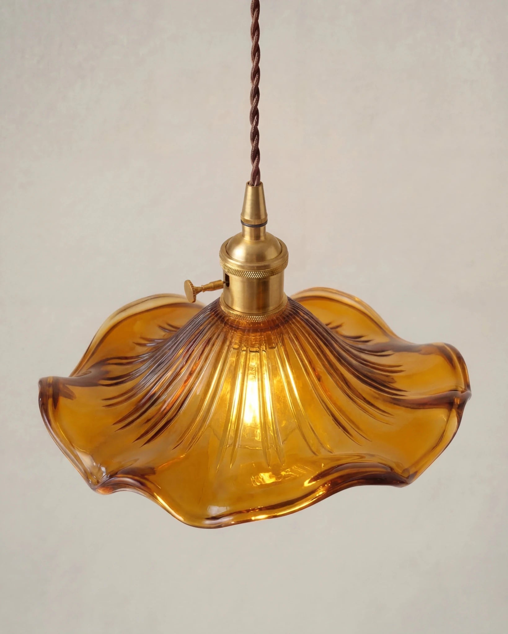 Vivario Pendant Light - T'A PROMIS LIMITED