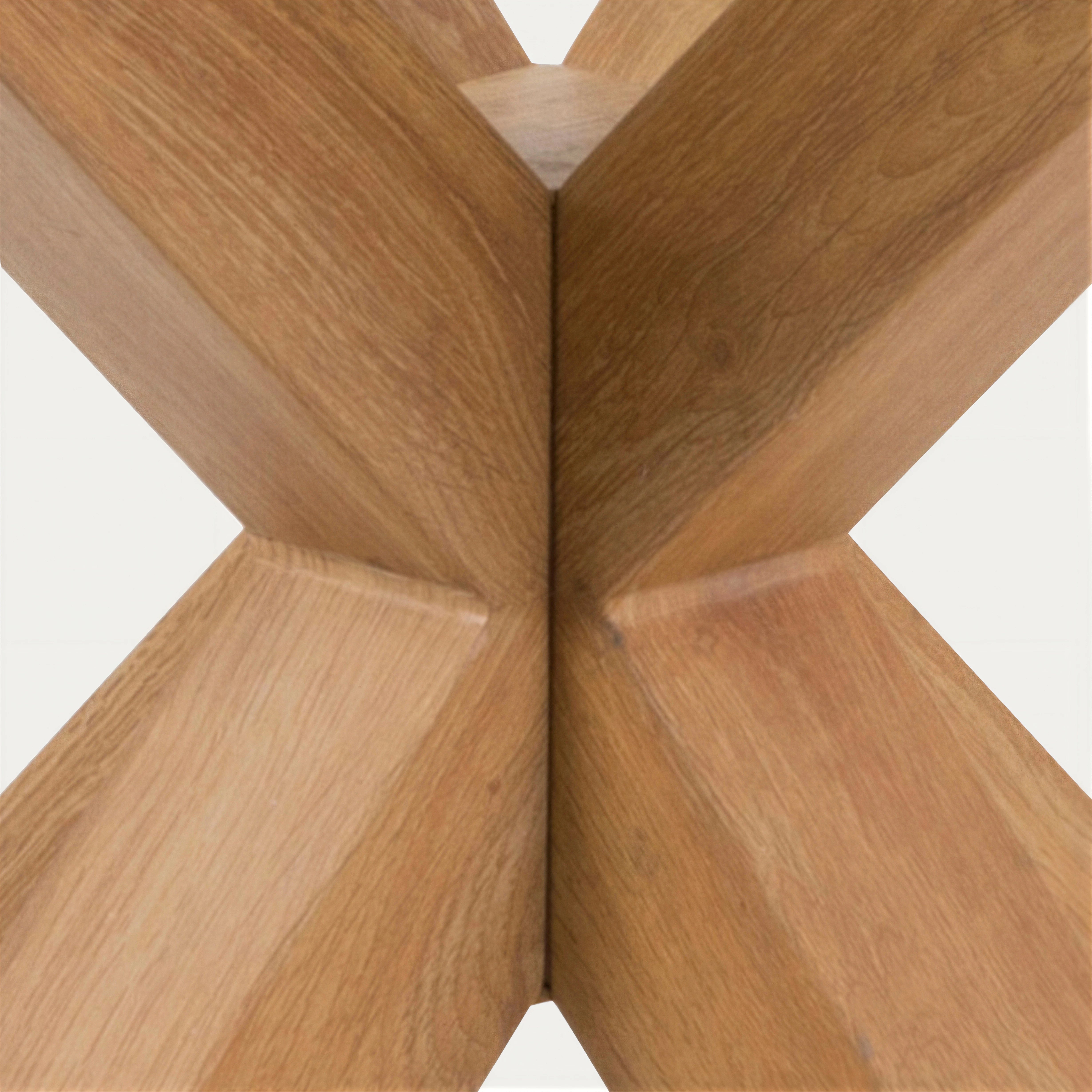 Toraixa Dining Table