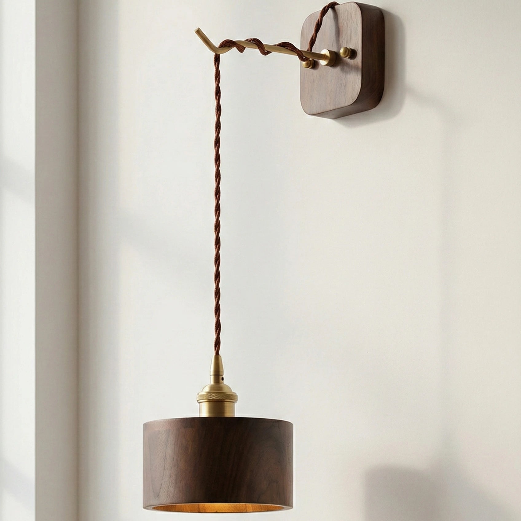 Politia Wall Light