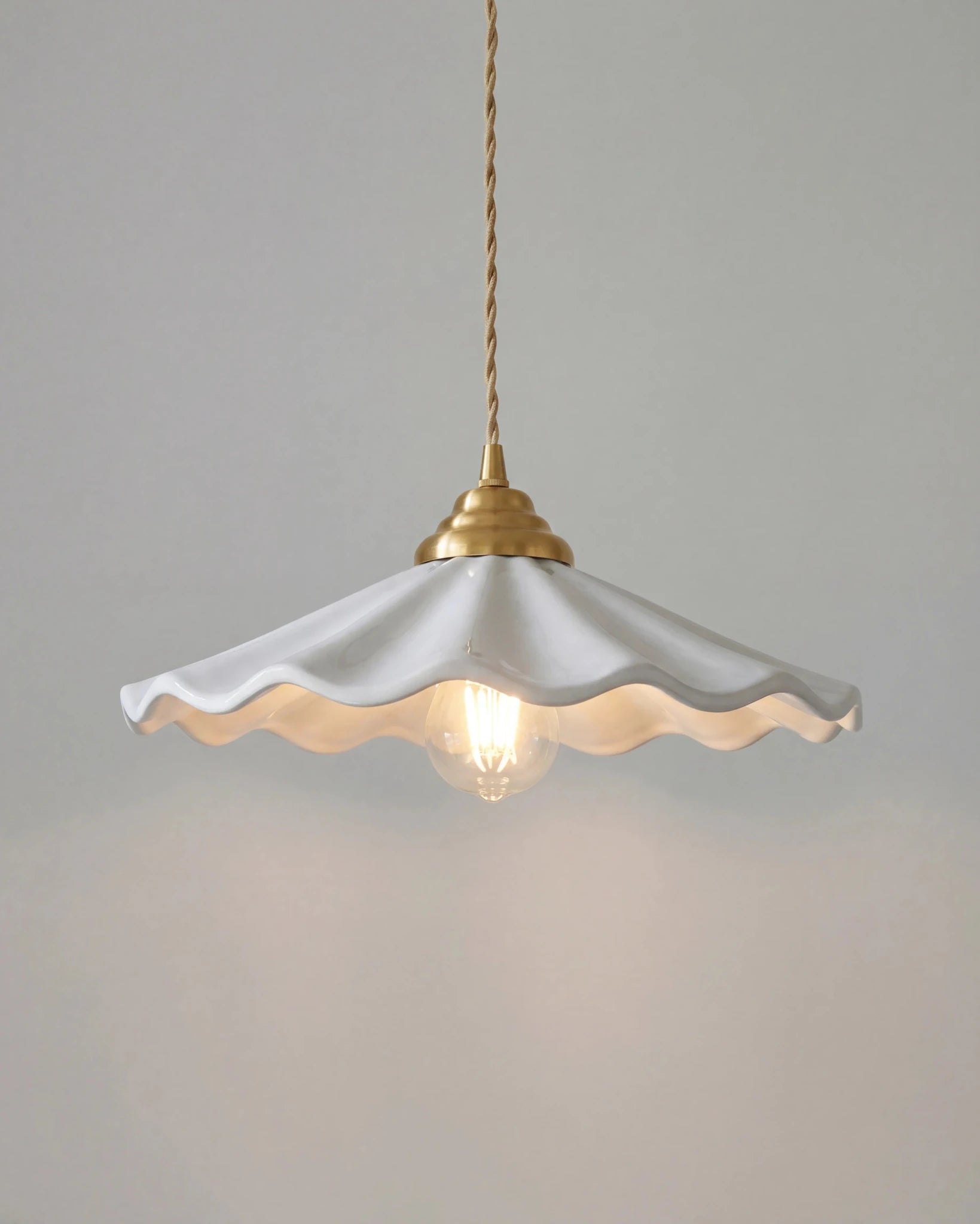 Lugo Pendant Light - T'A PROMIS LIMITED