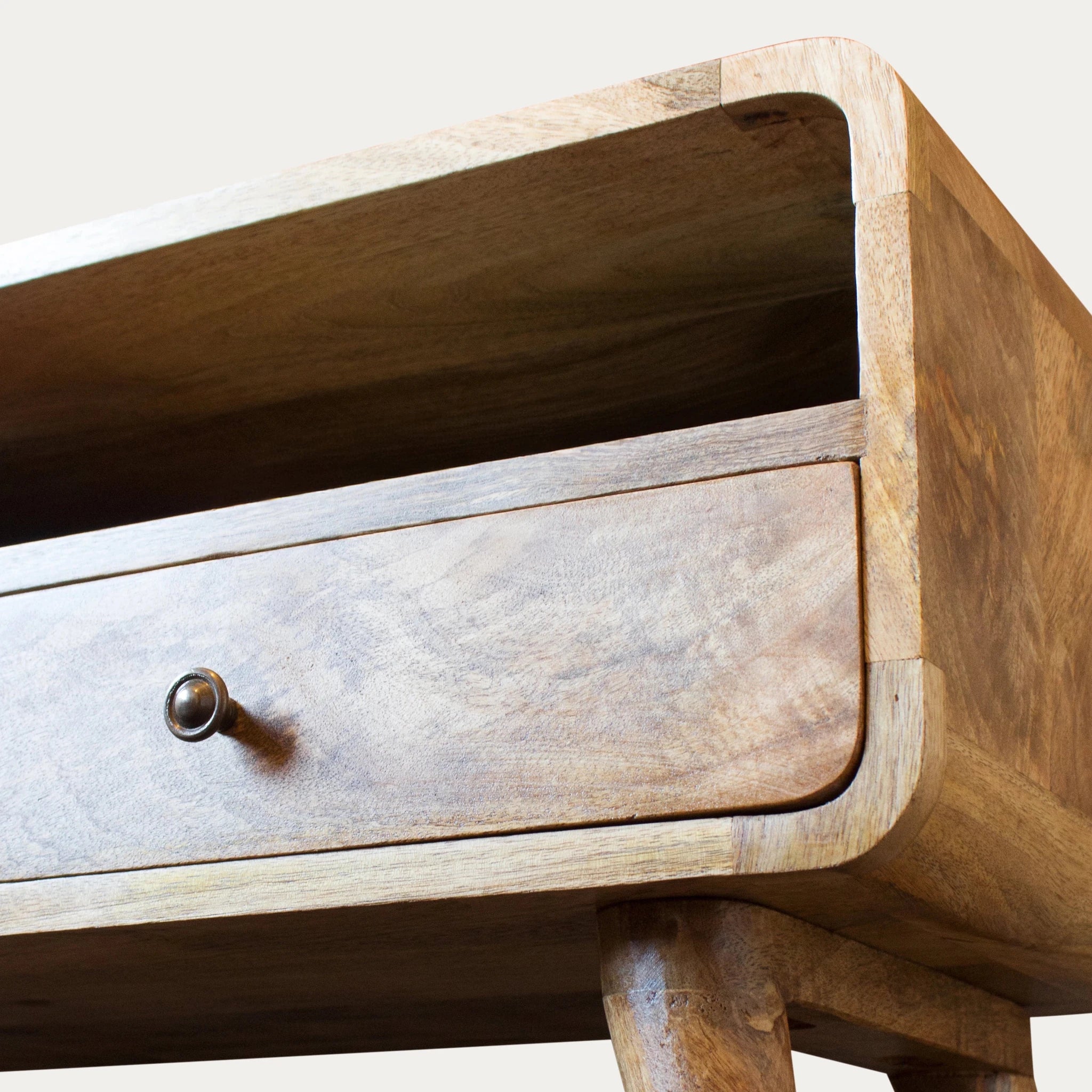 Penela TV Stand - T'A PROMIS LIMITED