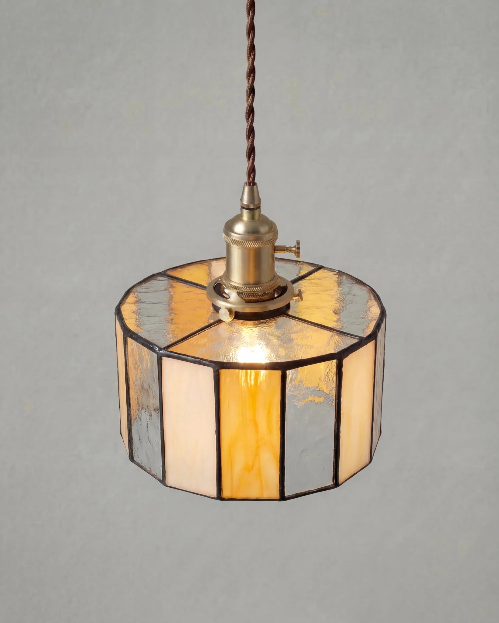 Saravillo Pendant Light - T'A PROMIS LIMITED