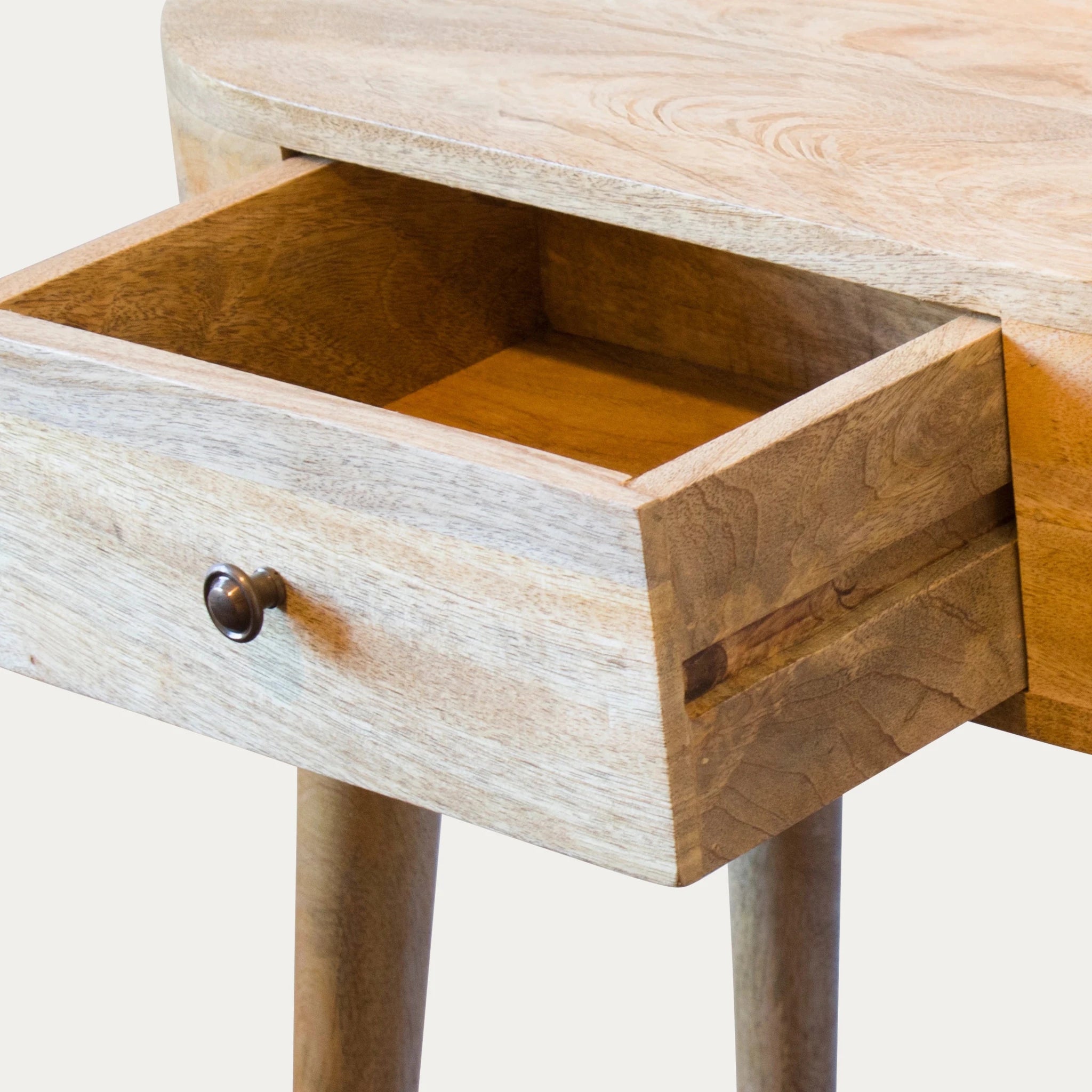 Viana Dressing Table - T'A PROMIS LIMITED